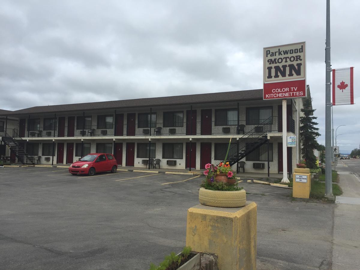 Parkwood Motor Inn Sundre Екстер'єр фото